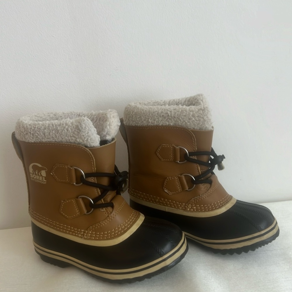 SOREL Youth Yoot Pac ~ Waterproof Snow boots ~Kids Size 12